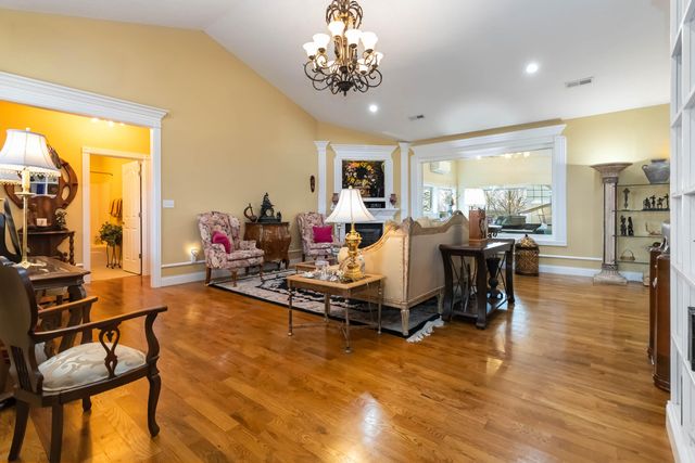 80 Kolsons Landing Drive, Somerset, KY 42503