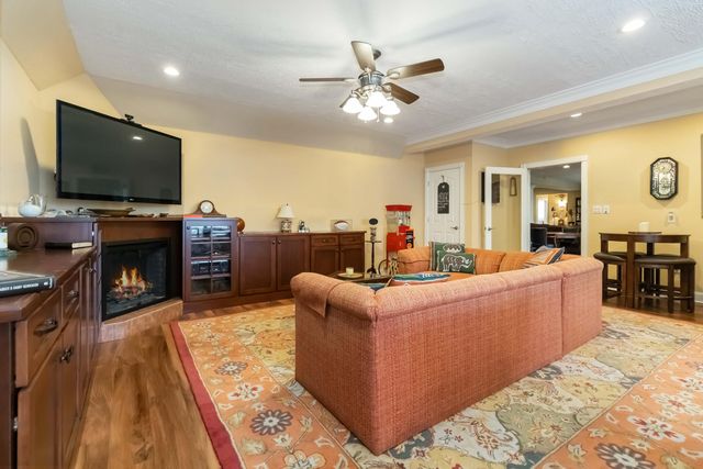 80 Kolsons Landing Drive, Somerset, KY 42503