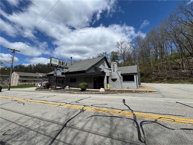 2811 Lincoln Way, White Oak, PA 15131