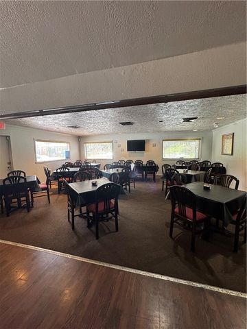 2811 Lincoln Way, White Oak, PA 15131