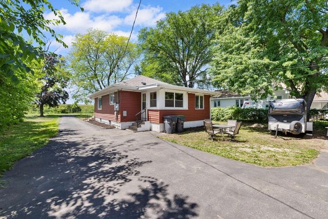2920 George STREET, La Crosse, WI 54603