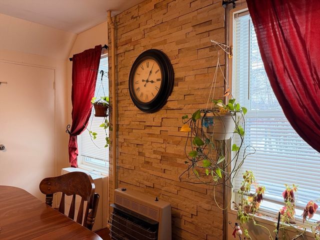 28 Eastford Road, Southbridge, MA 01550