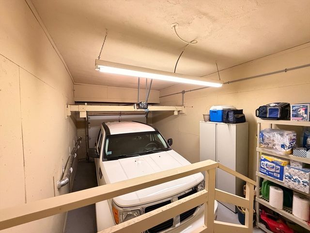 28 Eastford Road, Southbridge, MA 01550