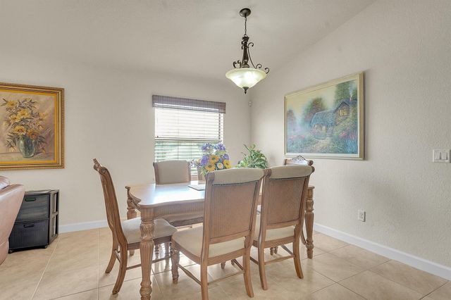 38 Alta Loma, Port St Lucie, FL 34952