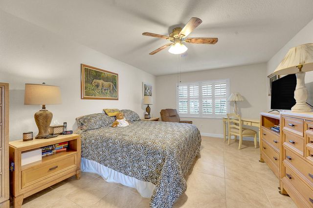 38 Alta Loma, Port St Lucie, FL 34952