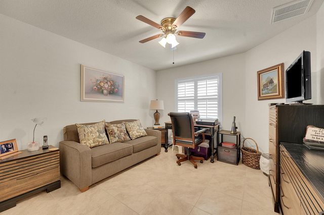 38 Alta Loma, Port St Lucie, FL 34952