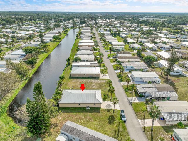 38 Alta Loma, Port St Lucie, FL 34952