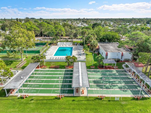 38 Alta Loma, Port St Lucie, FL 34952