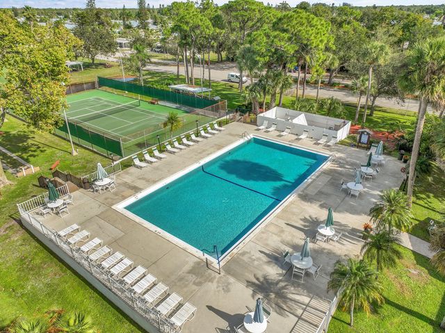 38 Alta Loma, Port St Lucie, FL 34952