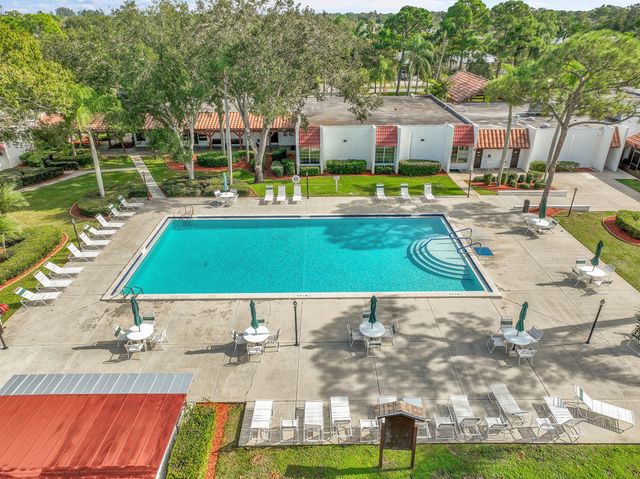 38 Alta Loma, Port St Lucie, FL 34952