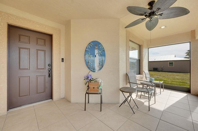 38 Alta Loma, Port St Lucie, FL 34952