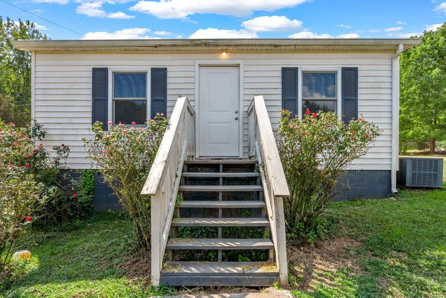 2076 Hilltop View Rd, Clarksville, TN 37040