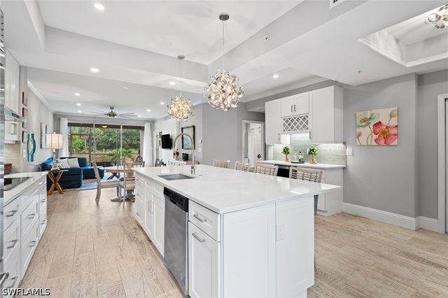 5140 Cobble Creek CT 103, Naples, FL 34110