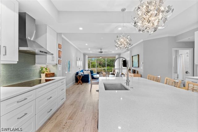 5140 Cobble Creek CT 103, Naples, FL 34110