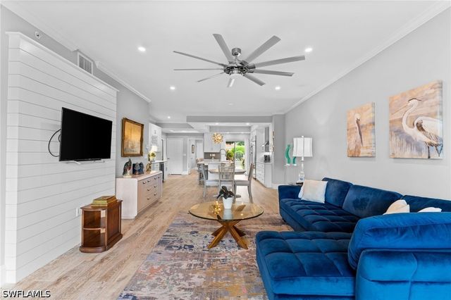 5140 Cobble Creek CT 103, Naples, FL 34110