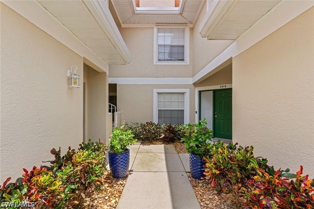 5140 Cobble Creek CT 103, Naples, FL 34110