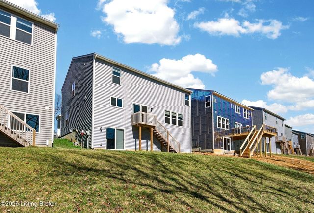 17812 Bridle Run Dr, Louisville, KY 40245