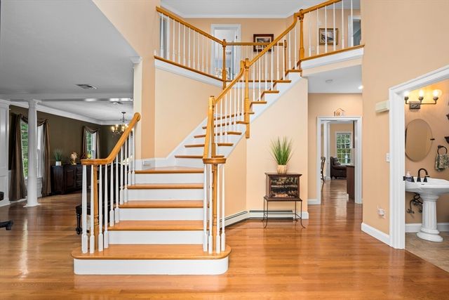 154 South Street, Upton, MA 01568