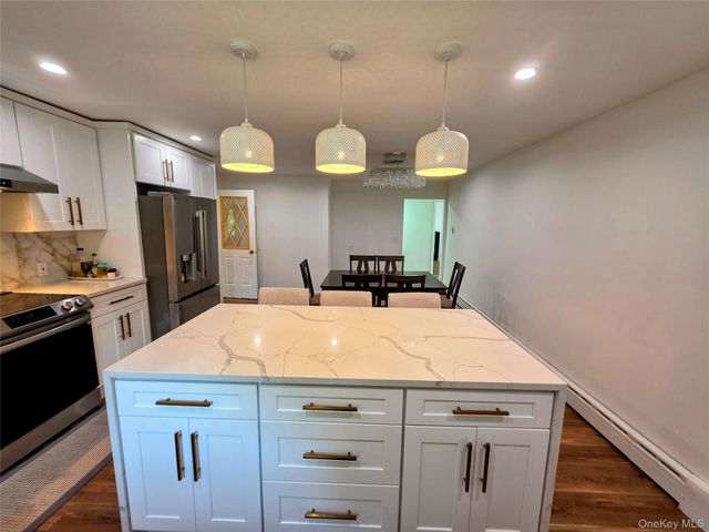84 W Pine Road, Staatsburg, NY 12580