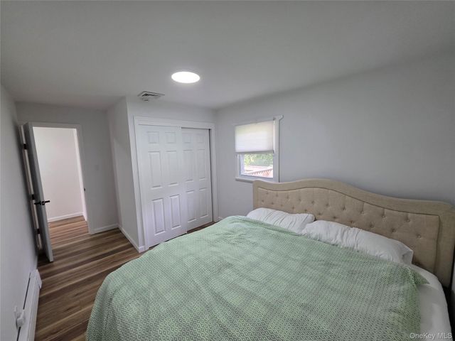 84 W Pine Road, Staatsburg, NY 12580