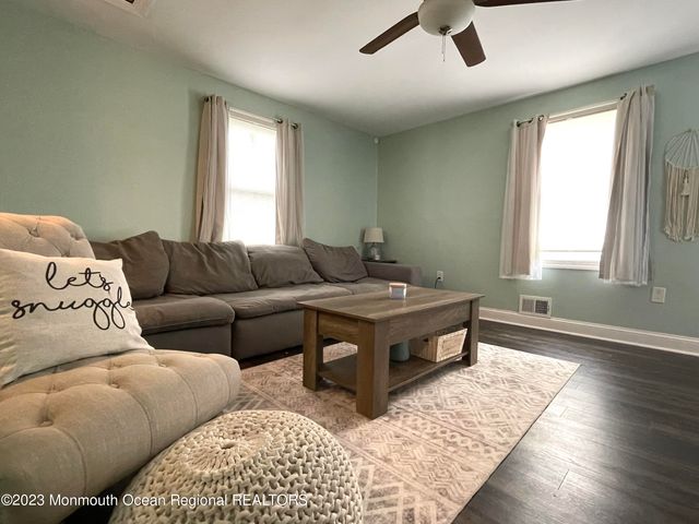 1414 Treeneedle Road, Point Pleasant, NJ 08742