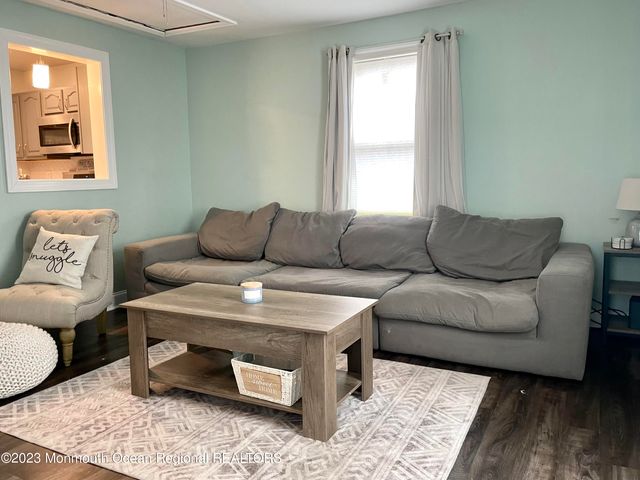 1414 Treeneedle Road, Point Pleasant, NJ 08742
