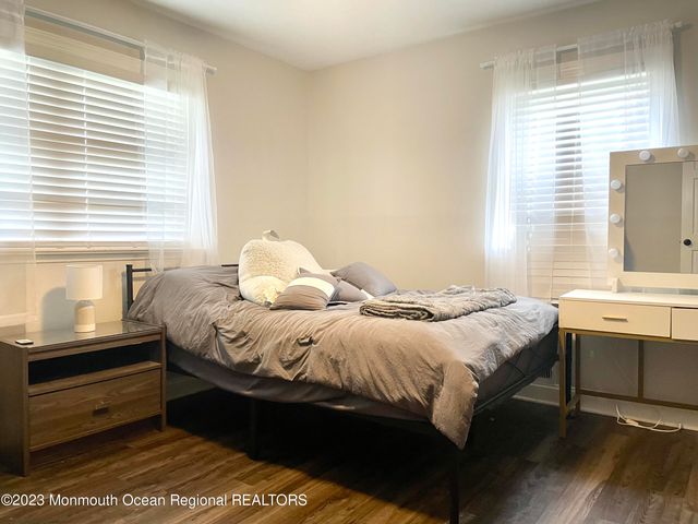 1414 Treeneedle Road, Point Pleasant, NJ 08742