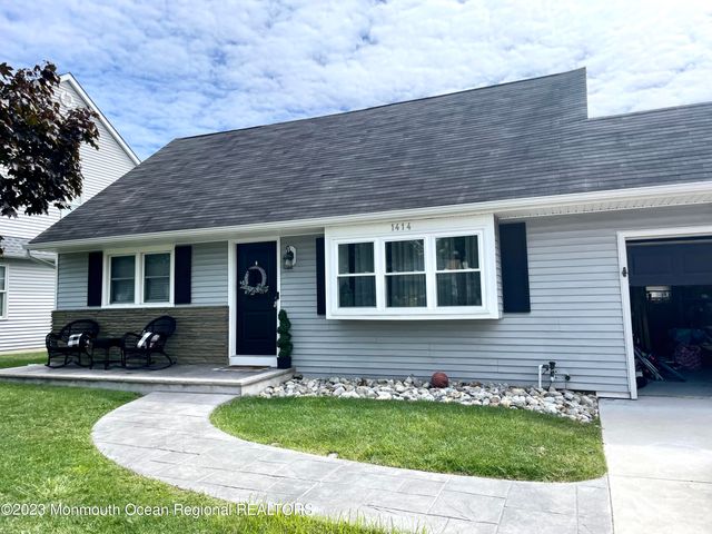 1414 Treeneedle Road, Point Pleasant, NJ 08742