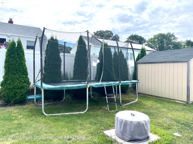 1414 Treeneedle Road, Point Pleasant, NJ 08742