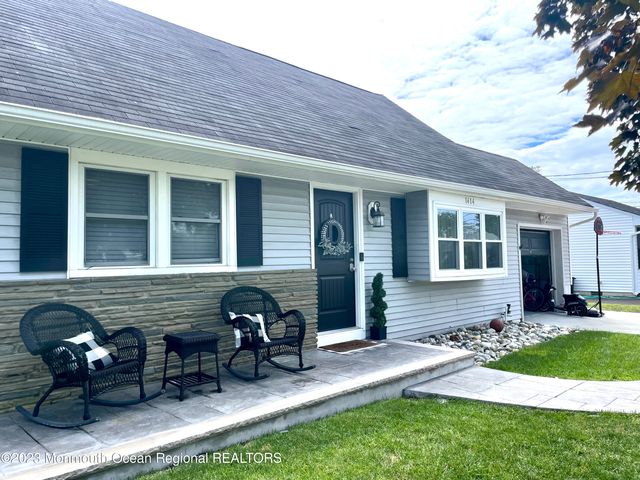 1414 Treeneedle Road, Point Pleasant, NJ 08742