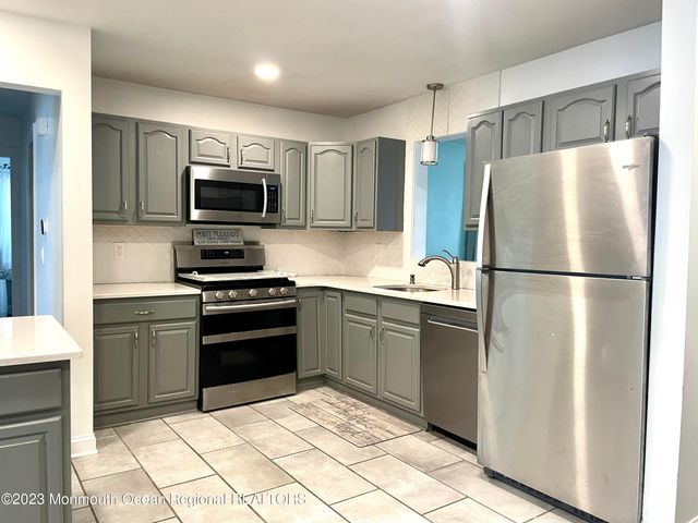 1414 Treeneedle Road, Point Pleasant, NJ 08742