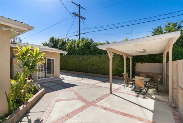 6313 Bluebell Avenue, North Hollywood, CA 91606