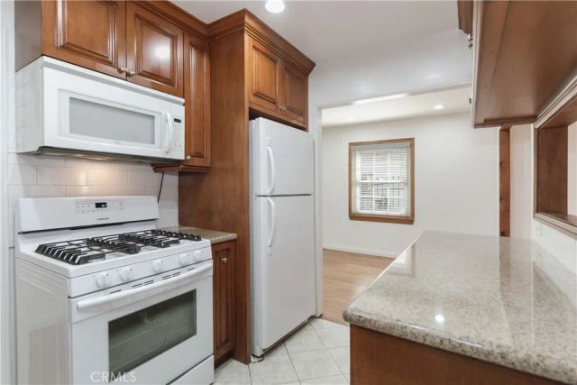 6313 Bluebell Avenue, North Hollywood, CA 91606