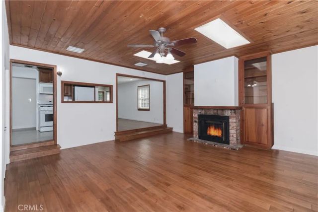 6313 Bluebell Avenue, North Hollywood, CA 91606