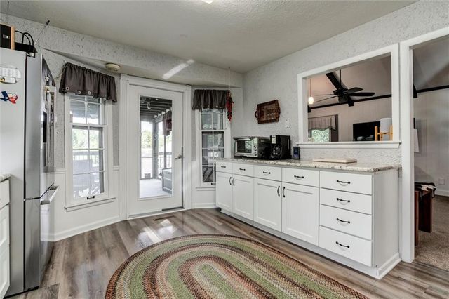 8918 Millstone Drive, Lenexa, KS 66220