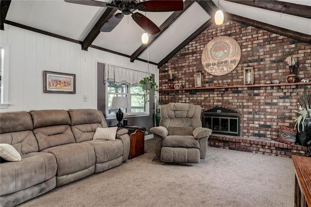 8918 Millstone Drive, Lenexa, KS 66220