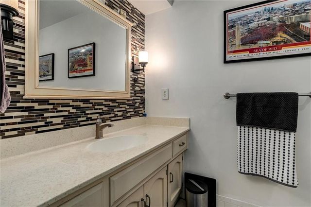 8918 Millstone Drive, Lenexa, KS 66220