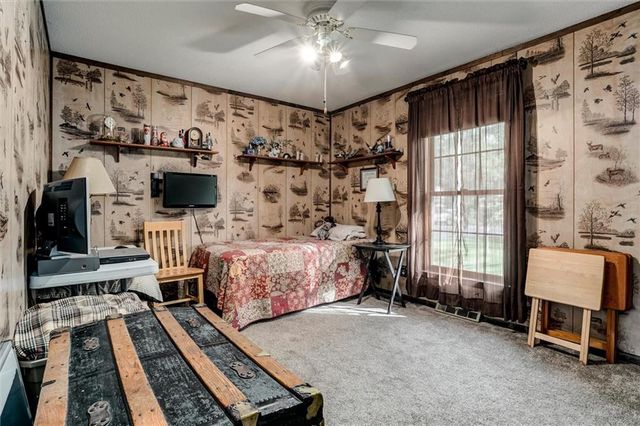 8918 Millstone Drive, Lenexa, KS 66220
