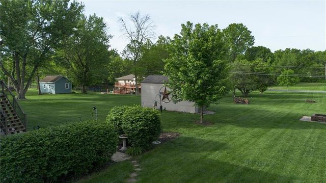8918 Millstone Drive, Lenexa, KS 66220
