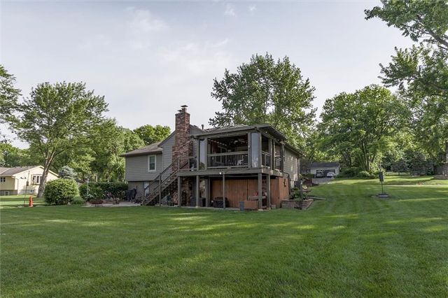 8918 Millstone Drive, Lenexa, KS 66220