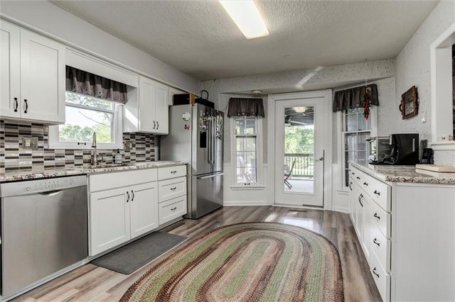 8918 Millstone Drive, Lenexa, KS 66220