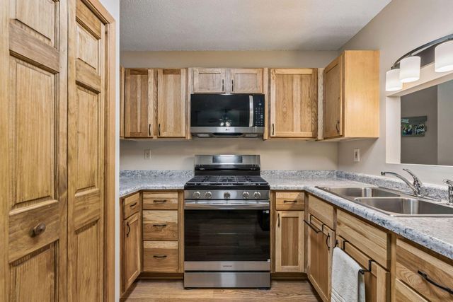 22017 Quincy Street NE, Cedar, MN 55011