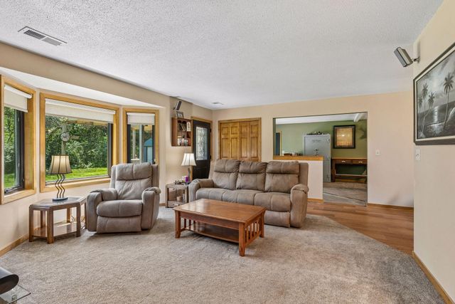 22017 Quincy Street NE, Cedar, MN 55011