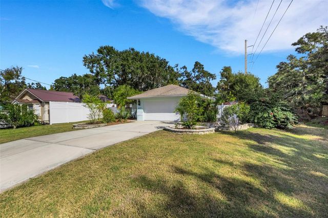 4557 WORCESTER ROAD, Sarasota, FL 34231