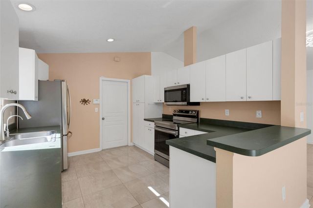 4557 WORCESTER ROAD, Sarasota, FL 34231