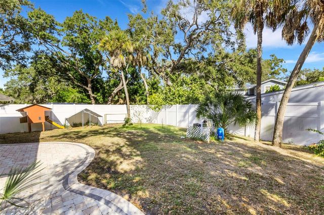4557 WORCESTER ROAD, Sarasota, FL 34231