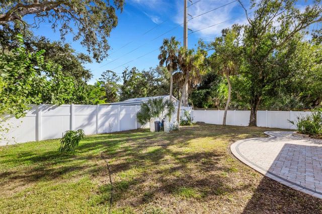 4557 WORCESTER ROAD, Sarasota, FL 34231