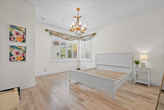 208 Glacier Street, Palm Beach Gardens, FL 33410
