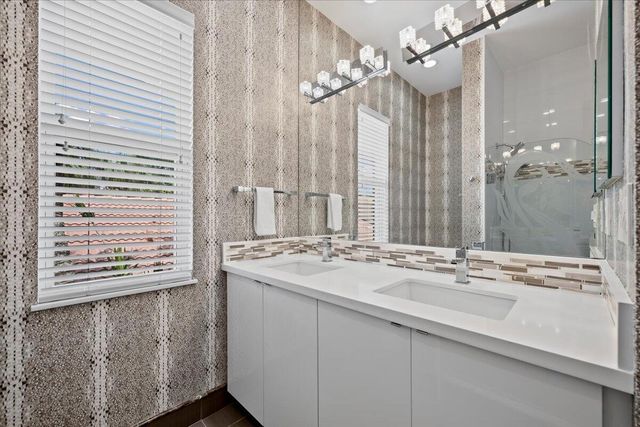 208 Glacier Street, Palm Beach Gardens, FL 33410