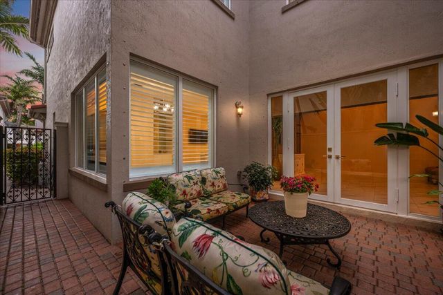208 Glacier Street, Palm Beach Gardens, FL 33410